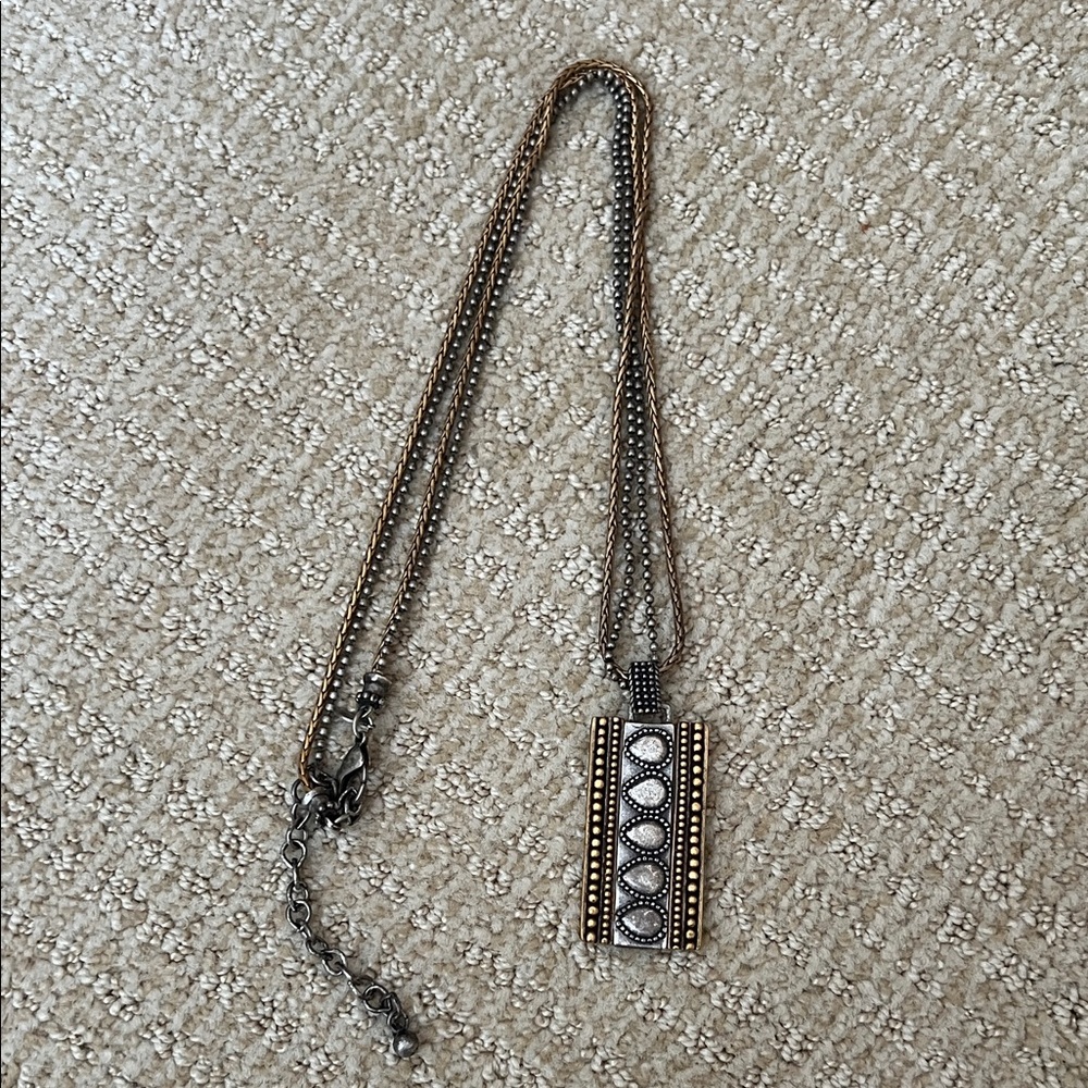 Chico’s, Vintage Style Pendant Necklace, mixed Metal deisgn